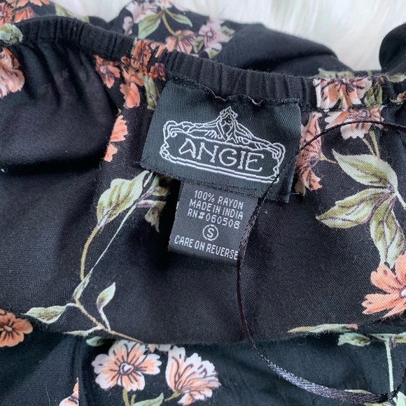 Angie Black Floral Romper Halter size Small Pink Print Sleeveless Spaghetti S - Picture 5 of 10